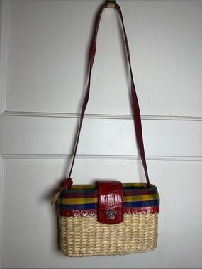 Y2K Vintage Brighton Poppy Straw Crossbody Bag with Red Crocodile Trim